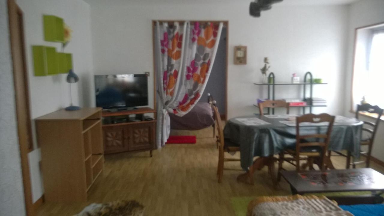 Gite Appartement Du Pays Des Lacs De Pierre Percee Celles-sur-Plaine Εξωτερικό φωτογραφία